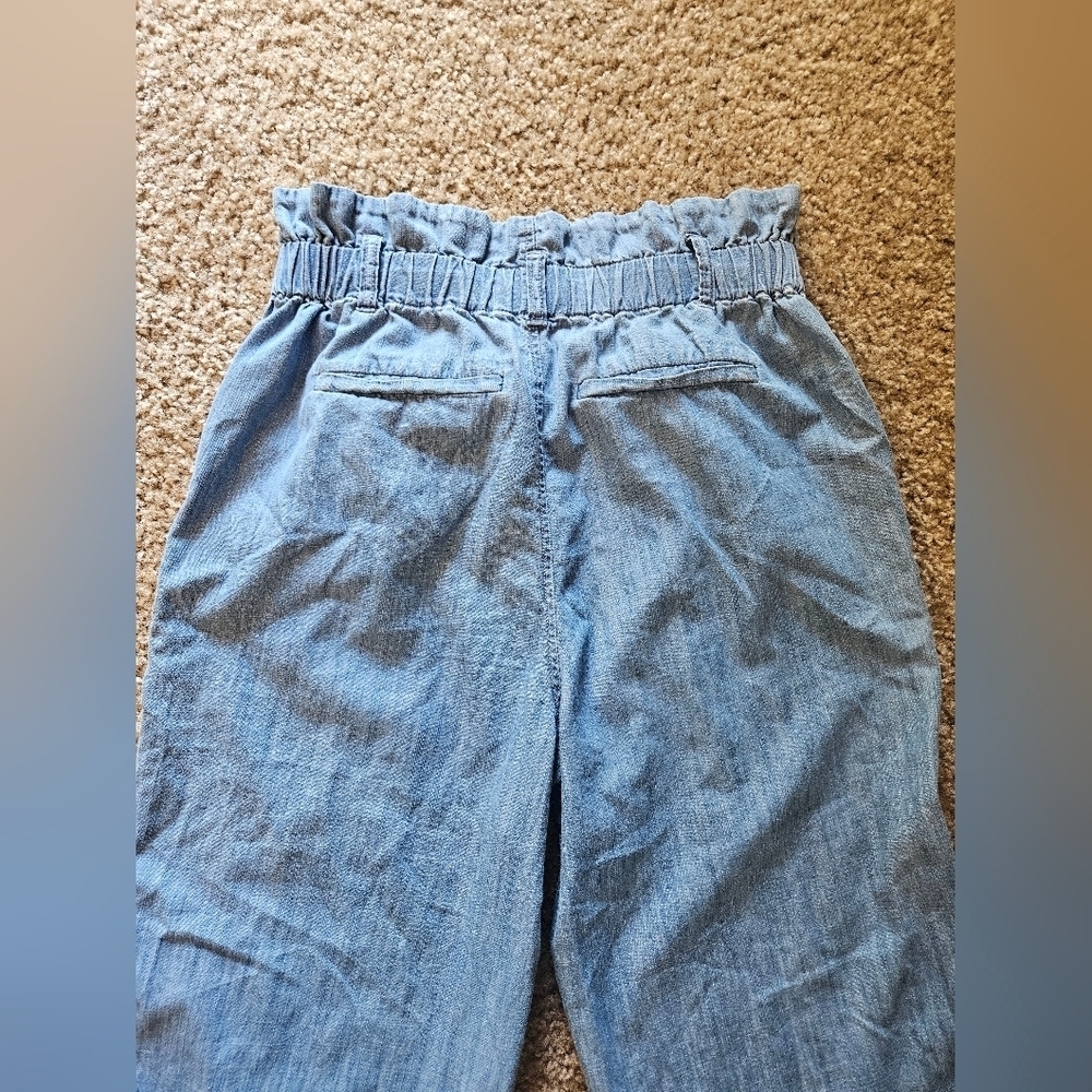 Madewell Denim/ Chambray High-Waist Paperbag Style Pants, Size 2 - Picture 7 of 8